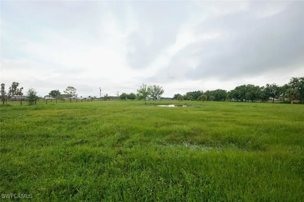 8678 County Road 78 Fort Denaud FL 33935