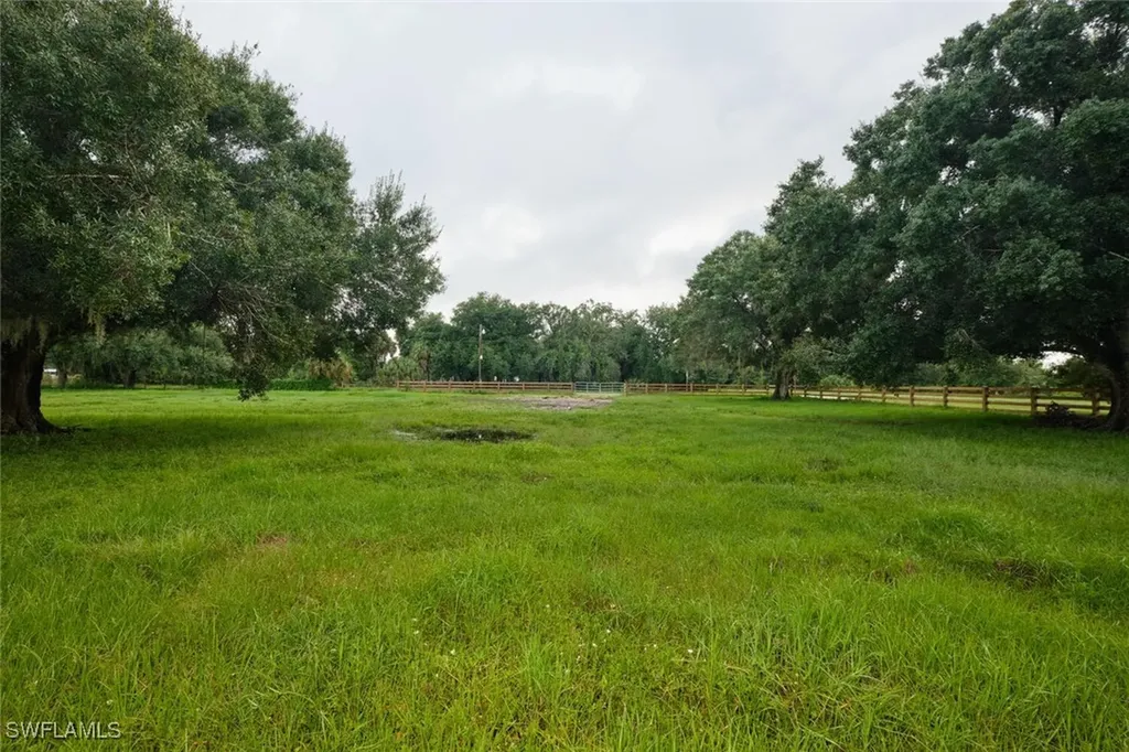 8678 County Road 78 Fort Denaud FL 33935