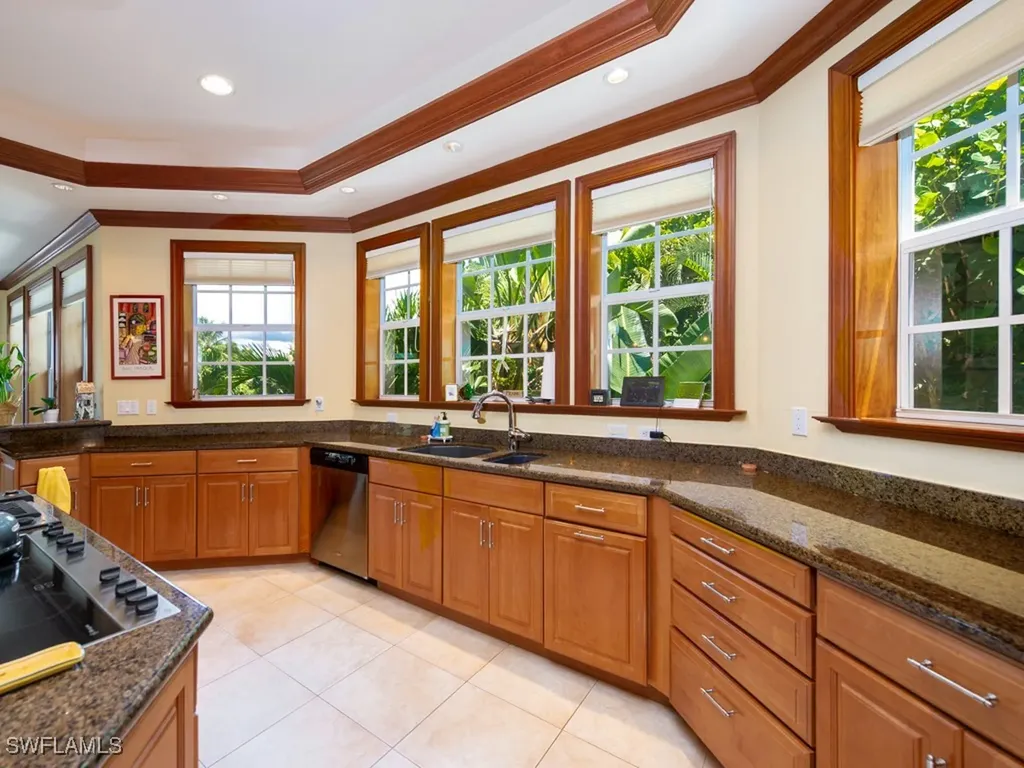 1158 Golden Olive Court Sanibel FL 33957