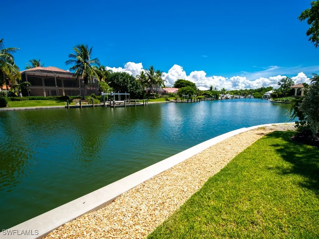 1158 Golden Olive Court Sanibel FL 33957