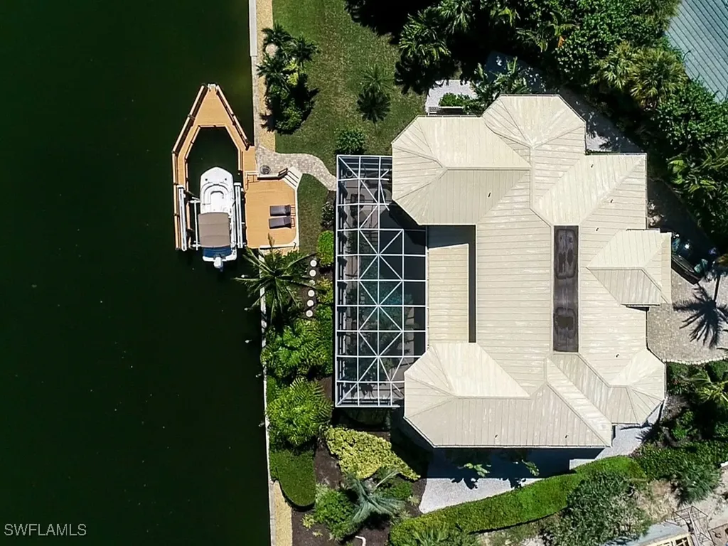 1158 Golden Olive Court Sanibel FL 33957