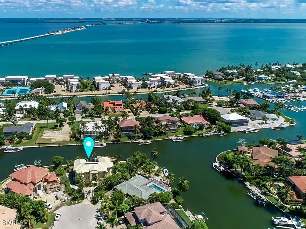 1158 Golden Olive Court Sanibel FL 33957