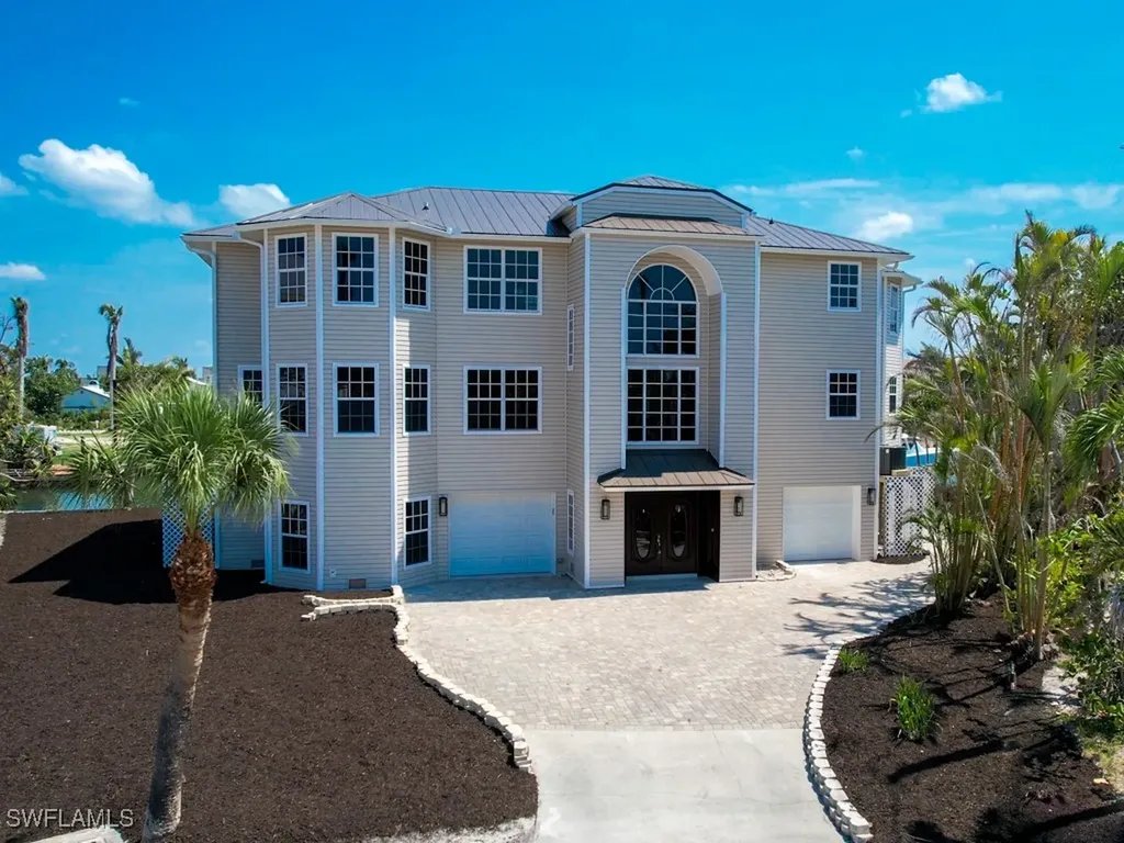 1158 Golden Olive Court Sanibel FL 33957