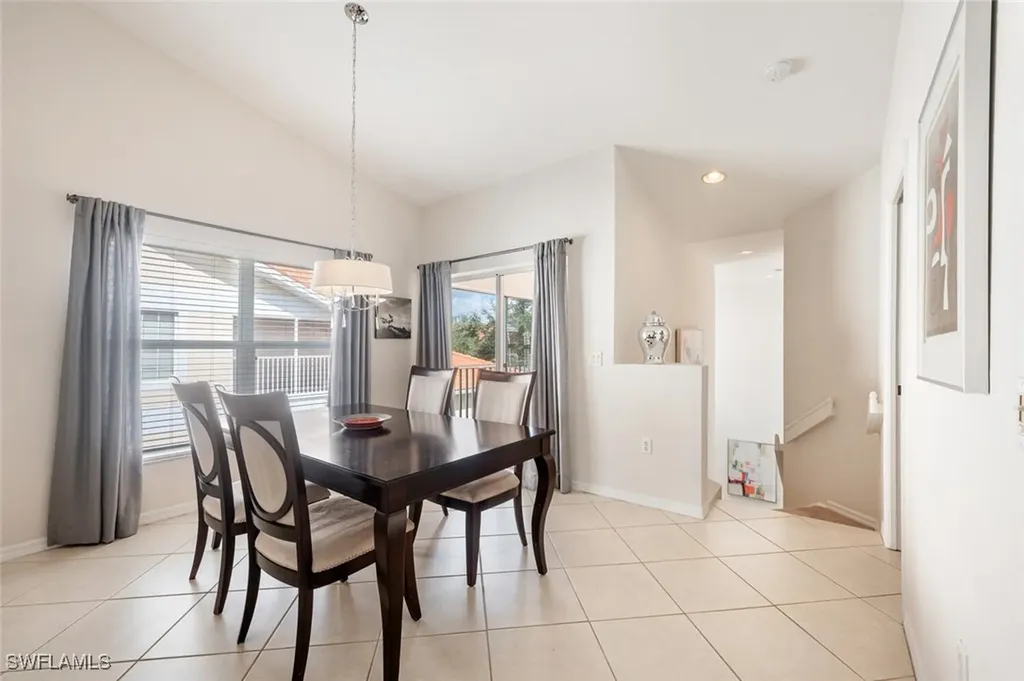 5230 Birmingham Drive Naples FL 34110