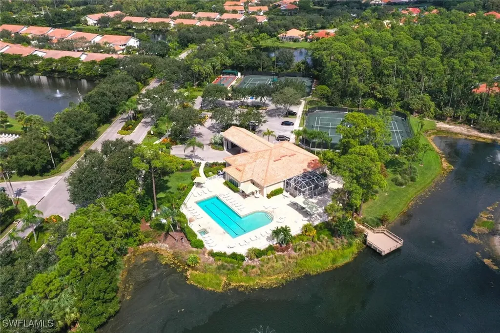 5230 Birmingham Drive Naples FL 34110