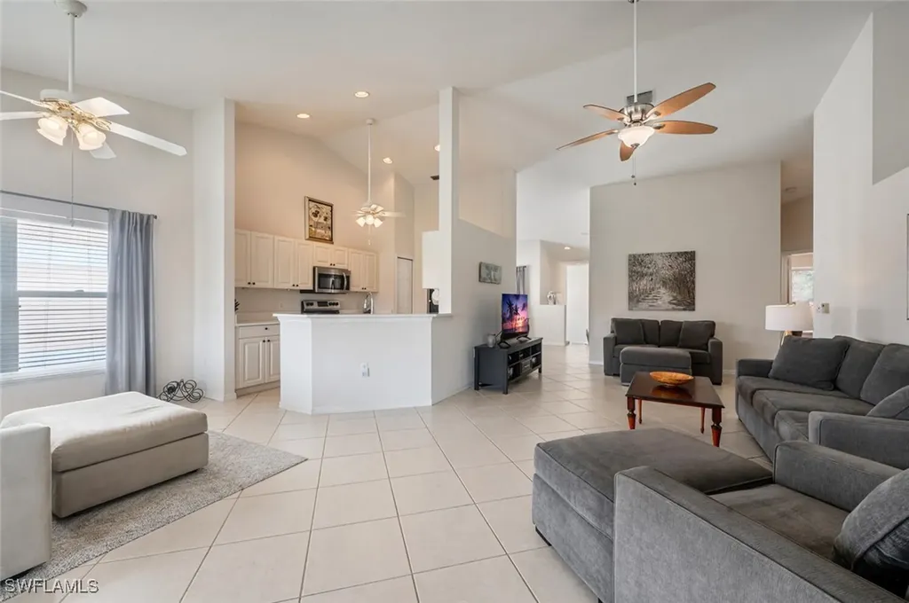 5230 Birmingham Drive Naples FL 34110