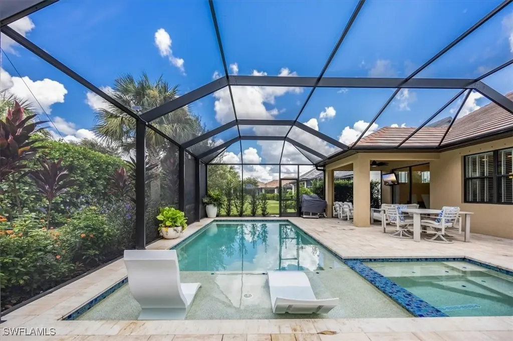 7256 Live Oak Drive Naples FL 34114