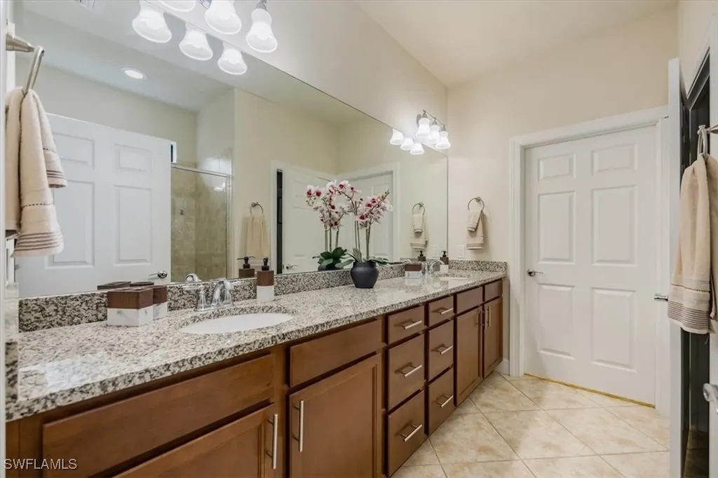 7256 Live Oak Drive Naples FL 34114