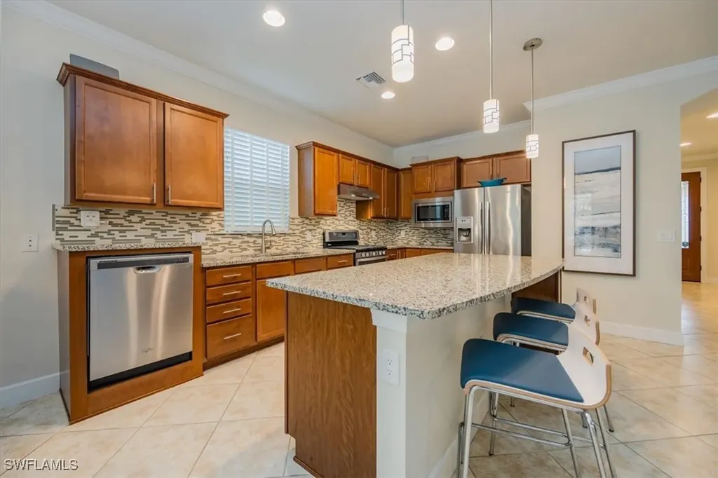 7256 Live Oak Drive Naples FL 34114