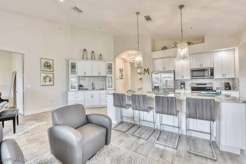 201 Lenell Road Fort Myers Beach FL 33931