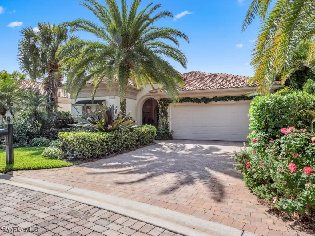 15743 Villoresi Way Naples FL 34110