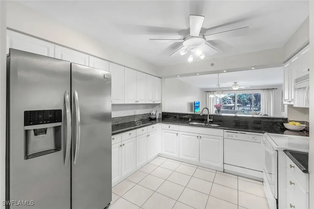 1100 Eastham Way Naples FL 34104