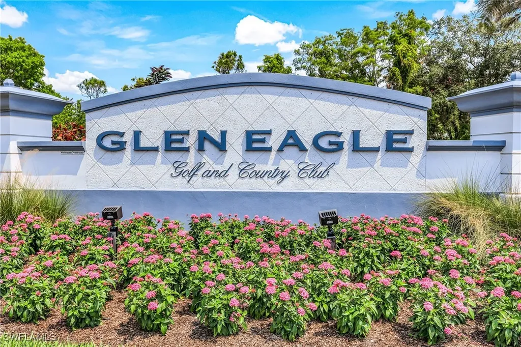 1100 Eastham Way Naples FL 34104