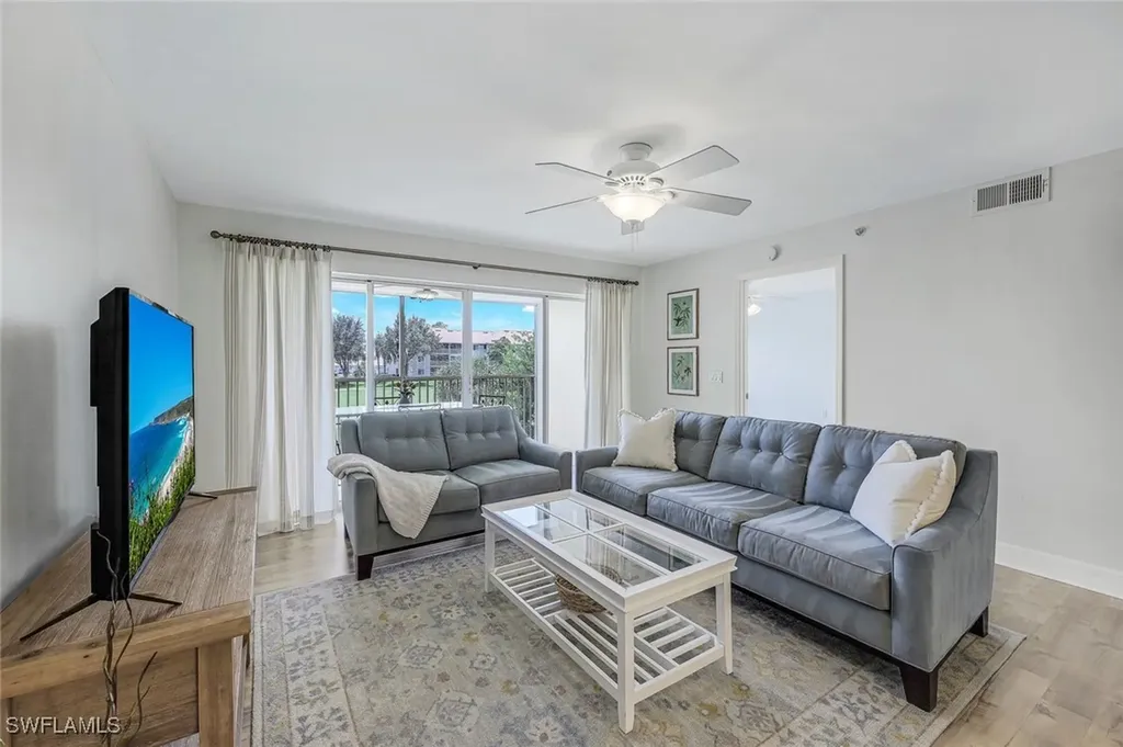 1100 Eastham Way Naples FL 34104
