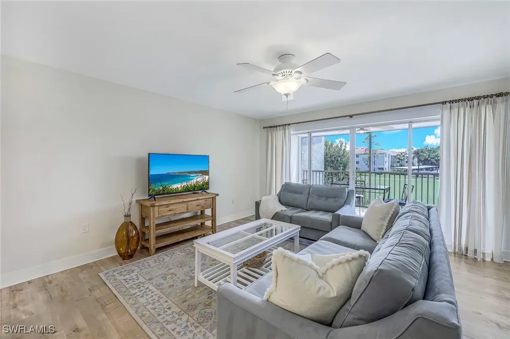 1100 Eastham Way Naples FL 34104