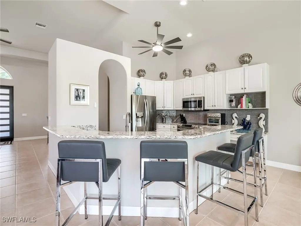 4007 SW 27th Court Cape Coral FL 33914
