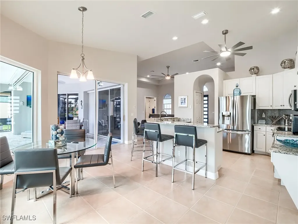 4007 SW 27th Court Cape Coral FL 33914