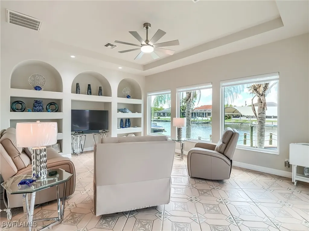4007 SW 27th Court Cape Coral FL 33914