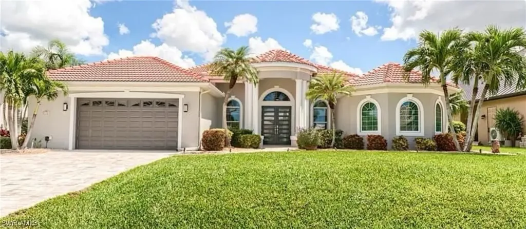 4007 SW 27th Court Cape Coral FL 33914