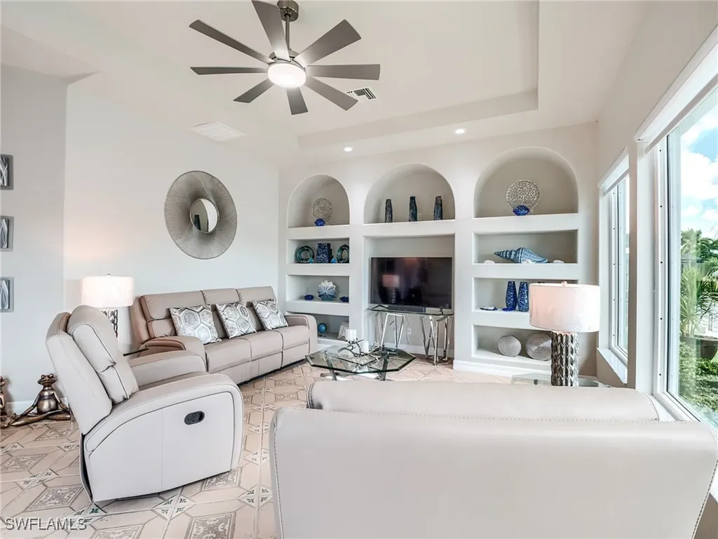 4007 SW 27th Court Cape Coral FL 33914