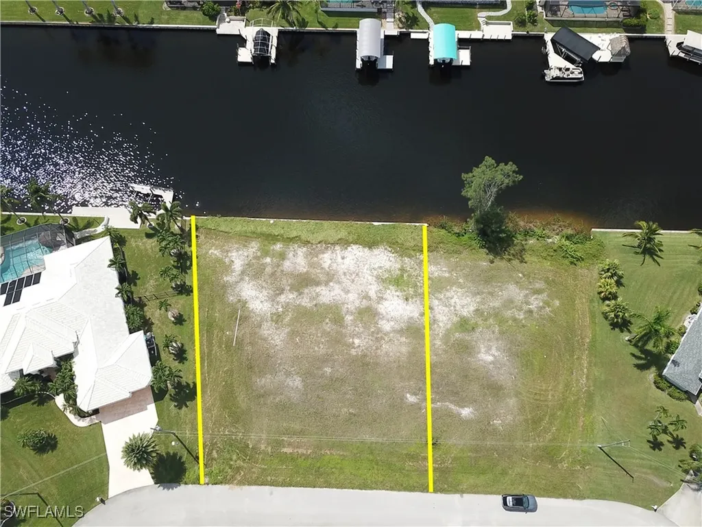 2542 SW 40th Terrace Cape Coral FL 33914