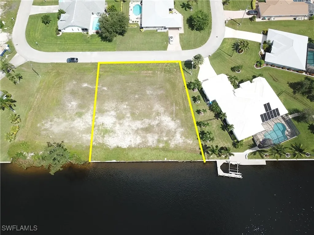2542 SW 40th Terrace Cape Coral FL 33914