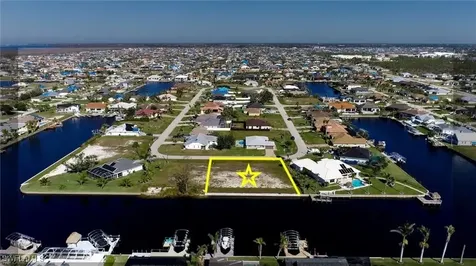 2542 SW 40th Terrace Cape Coral FL 33914