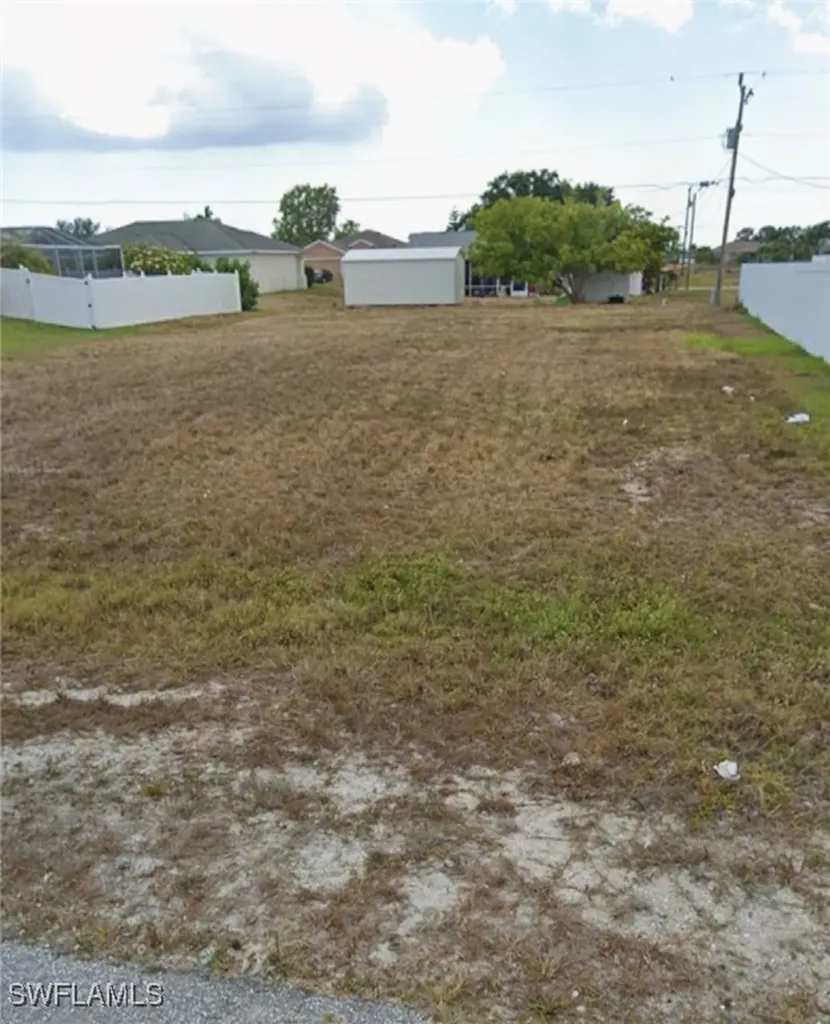 1116 NW 5th Place Cape Coral FL 33993