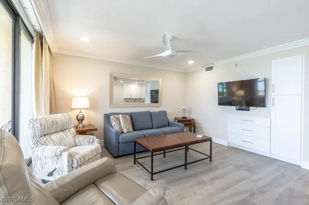 10 Tampa Place Marco Island FL 34145