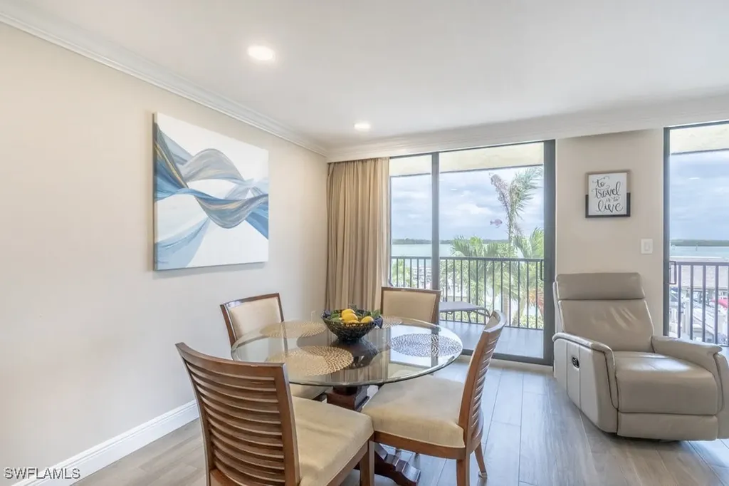 10 Tampa Place Marco Island FL 34145