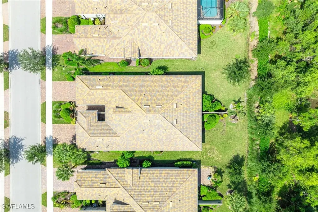 7638 Jacaranda Lane Naples FL 34114