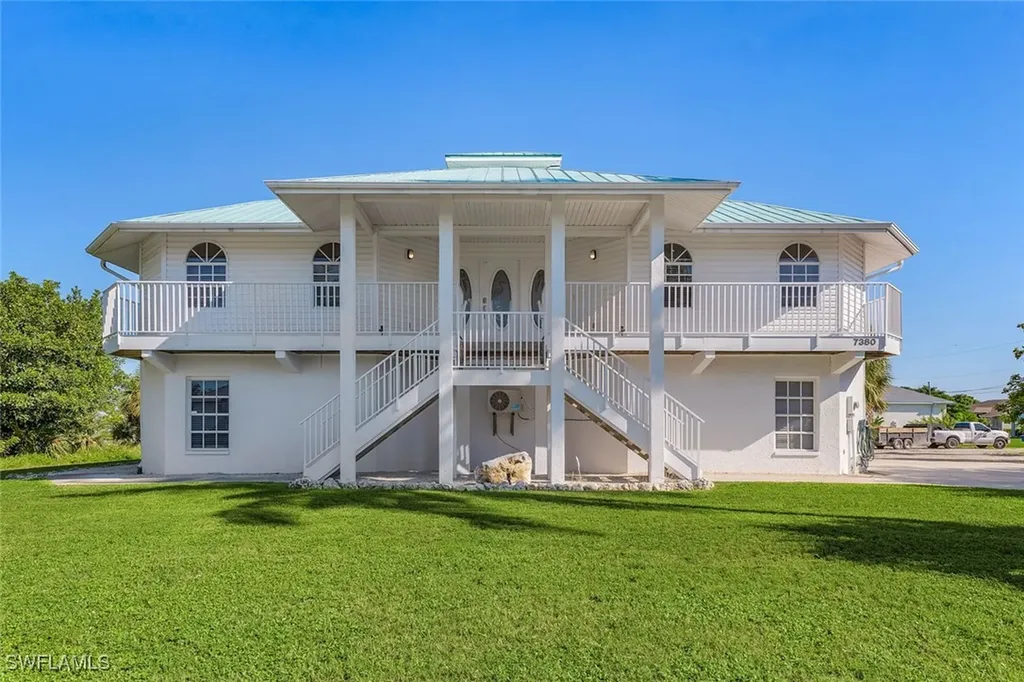 7380 Barrancas Avenue Bokeelia FL 33922