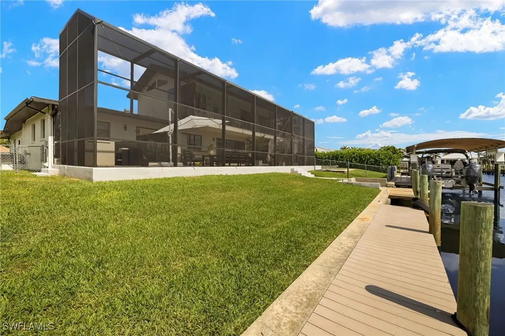 5811 SW 1st Place Cape Coral FL 33914