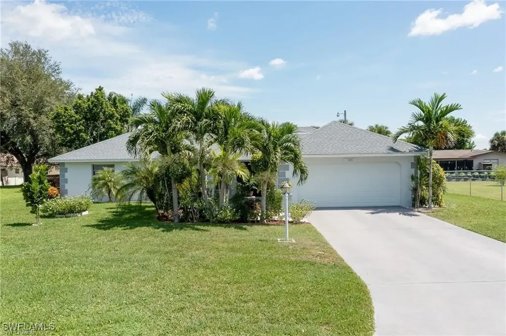 209 Daleview Avenue Lehigh Acres FL 33936