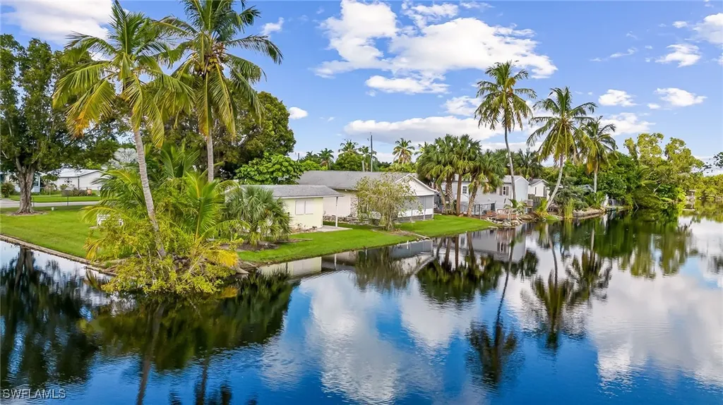 36 Ocho Rios Street Naples FL 34114