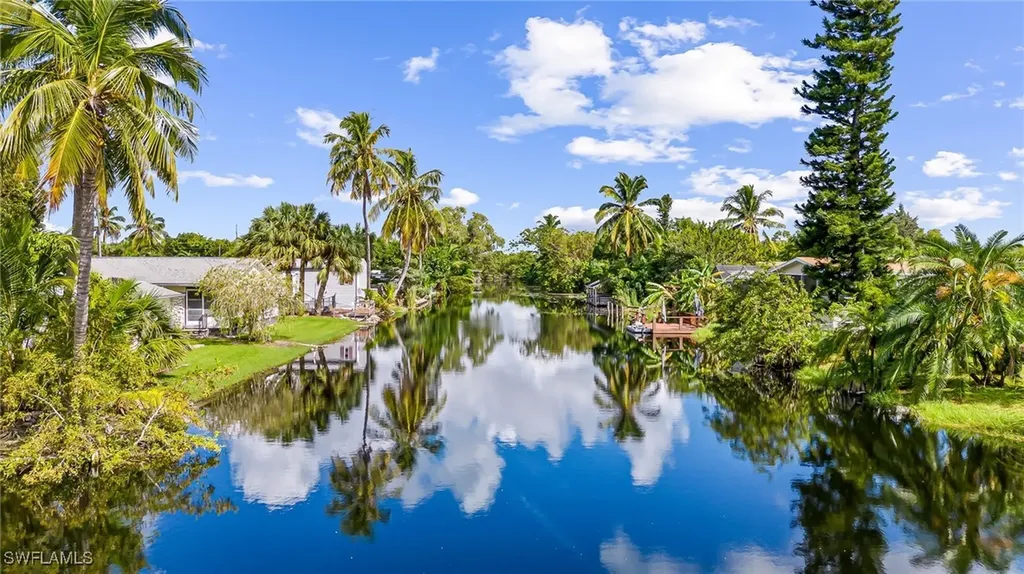 36 Ocho Rios Street Naples FL 34114