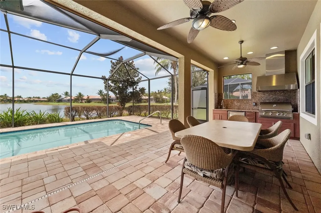 9208 Isla Bella Circle Bonita Springs FL 34135