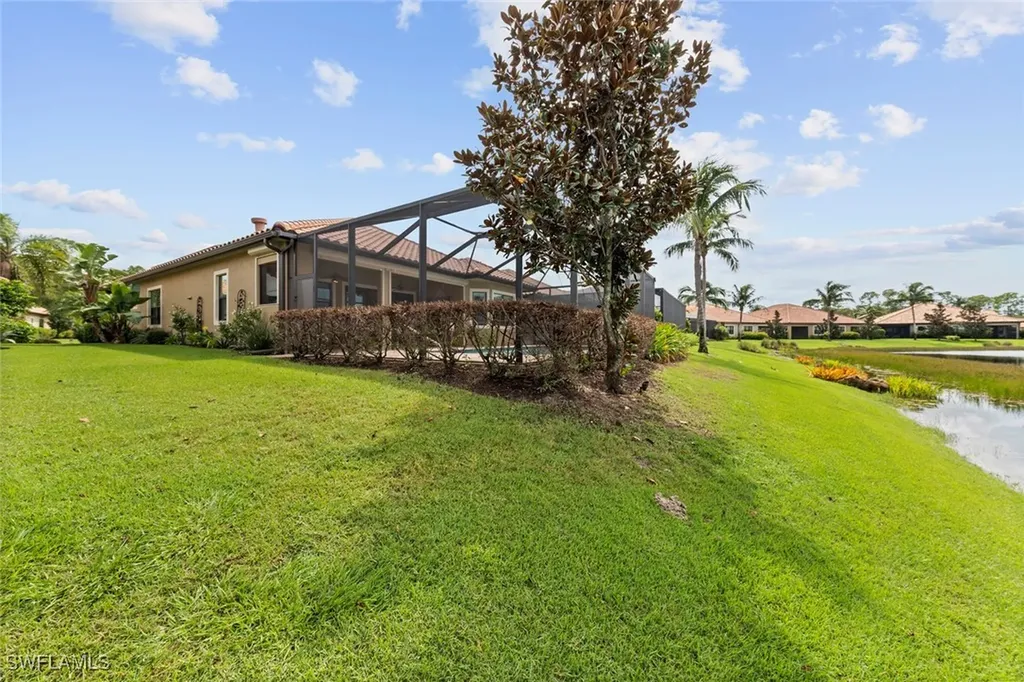 9208 Isla Bella Circle Bonita Springs FL 34135