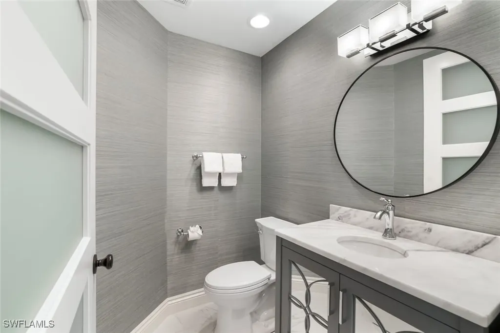 295 Grande Way Naples FL 34110