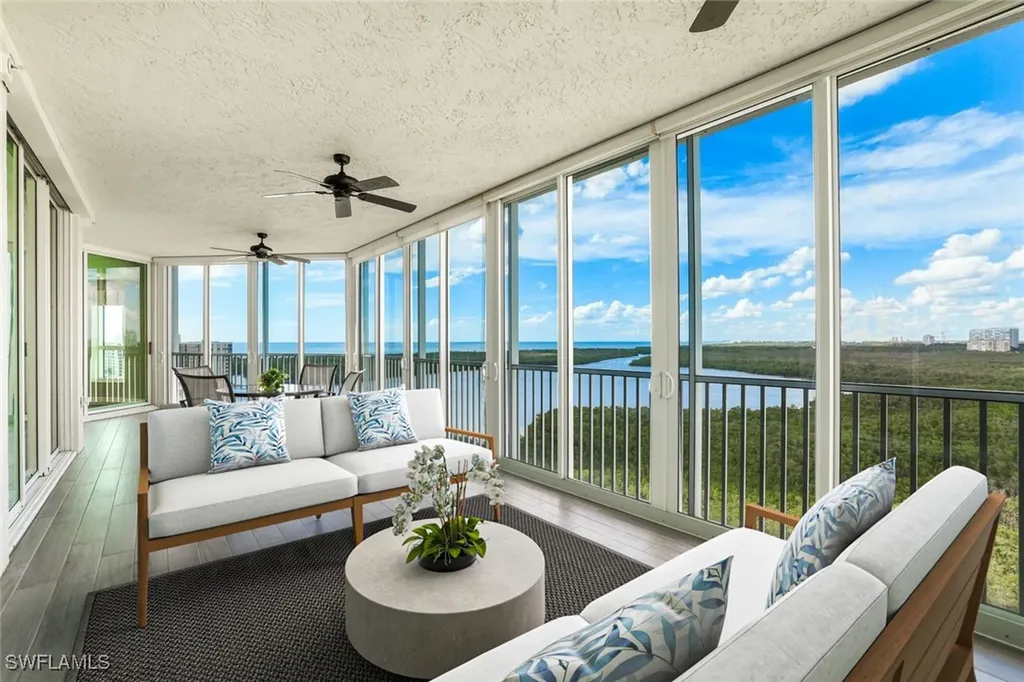 295 Grande Way Naples FL 34110