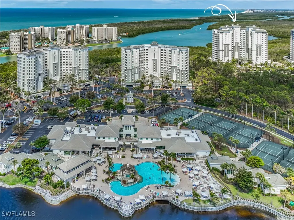 295 Grande Way Naples FL 34110
