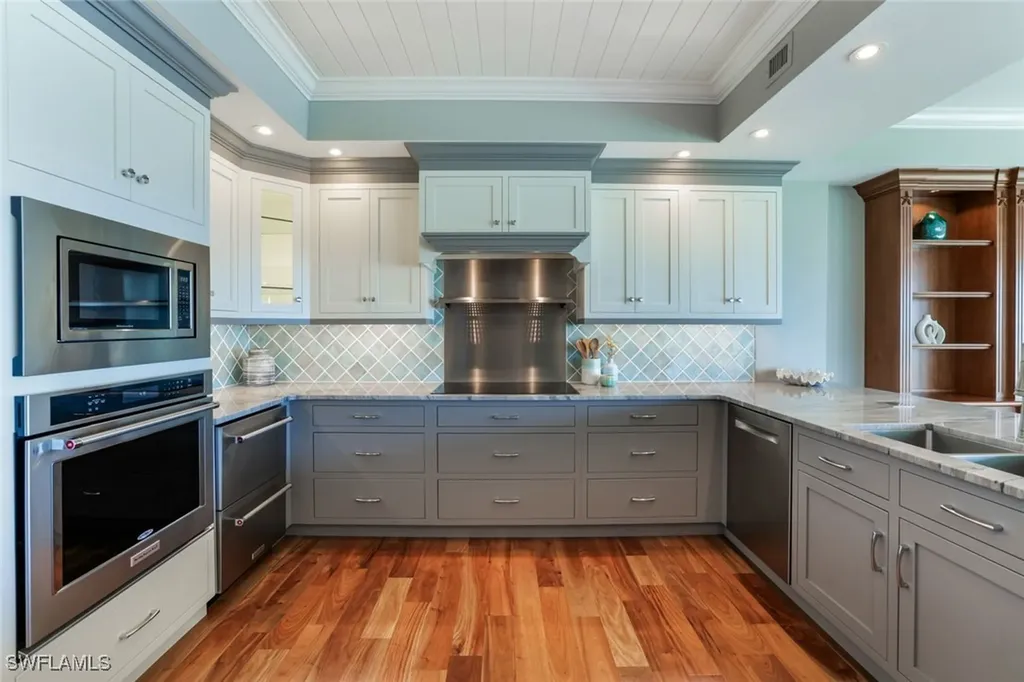 295 Grande Way Naples FL 34110