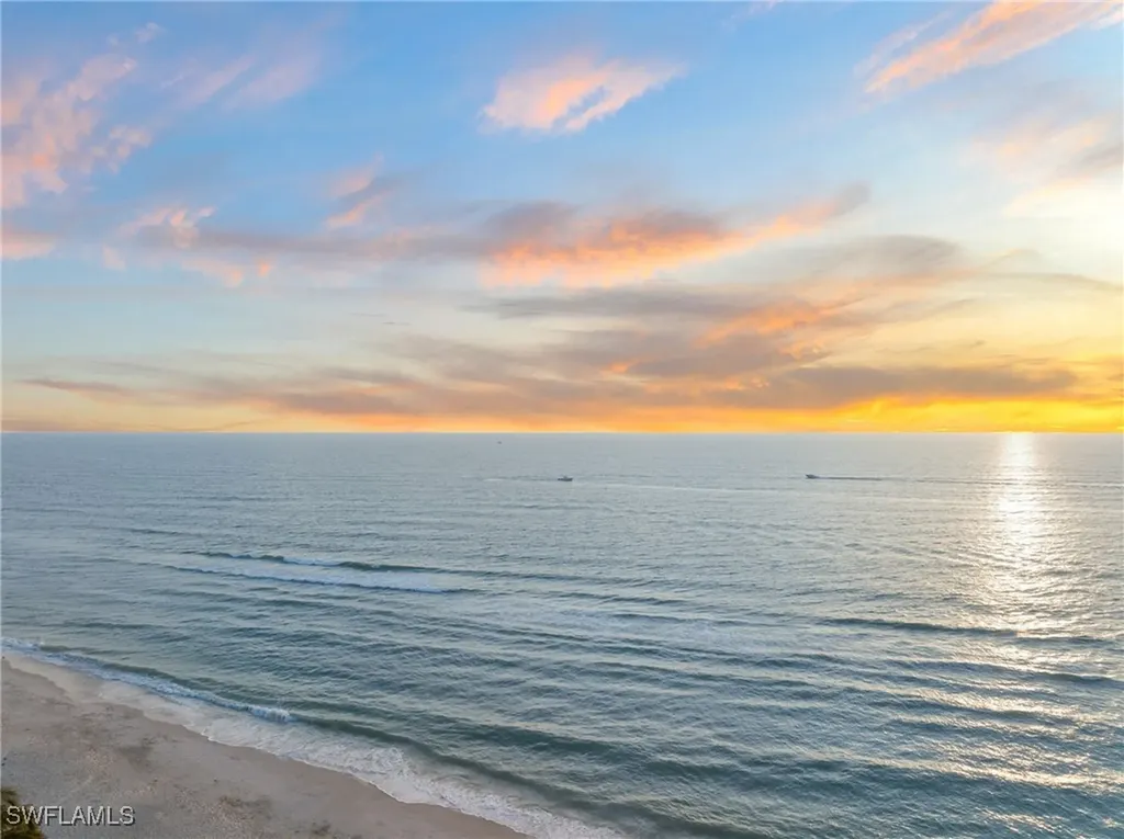 365 5th Avenue S Naples FL 34102