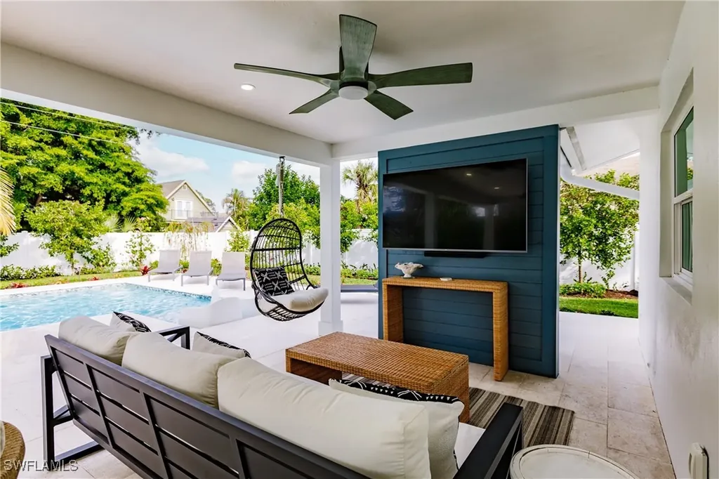 771 108th Avenue N Naples FL 34108