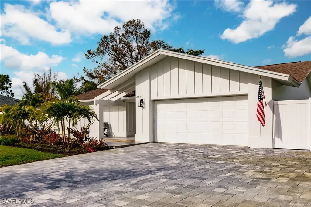 771 108th Avenue N Naples FL 34108