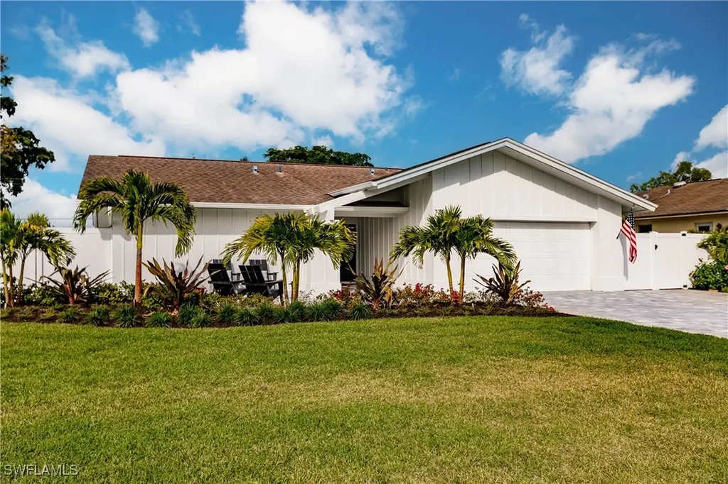 771 108th Avenue N Naples FL 34108
