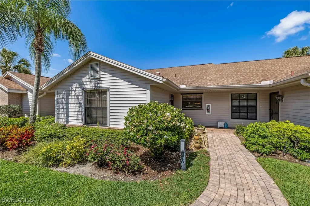 6623 Ilex Circle Naples FL 34109