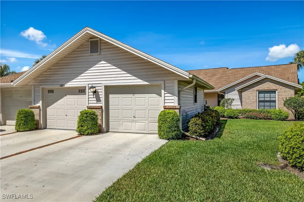 6623 Ilex Circle Naples FL 34109