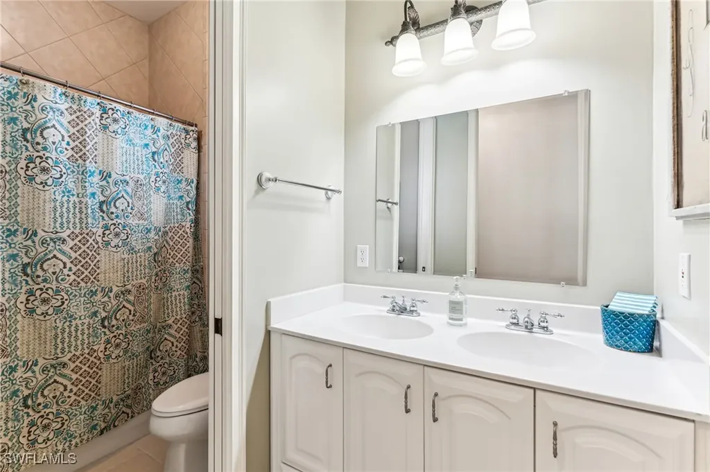18157 Baywood Drive Naples FL 34114