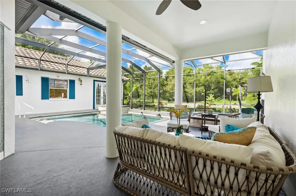 18157 Baywood Drive Naples FL 34114